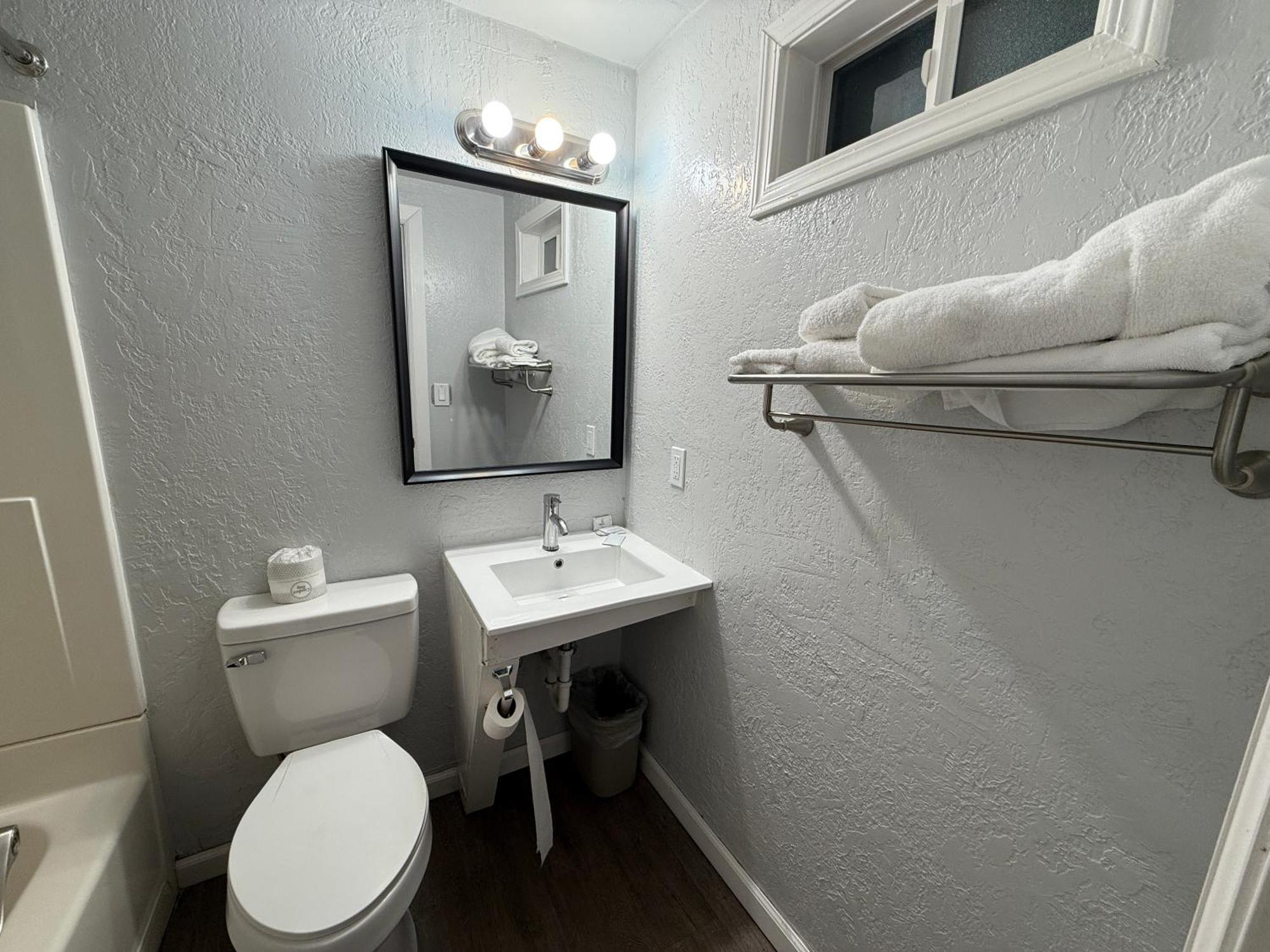Budget Inn Bend Kültér fotó