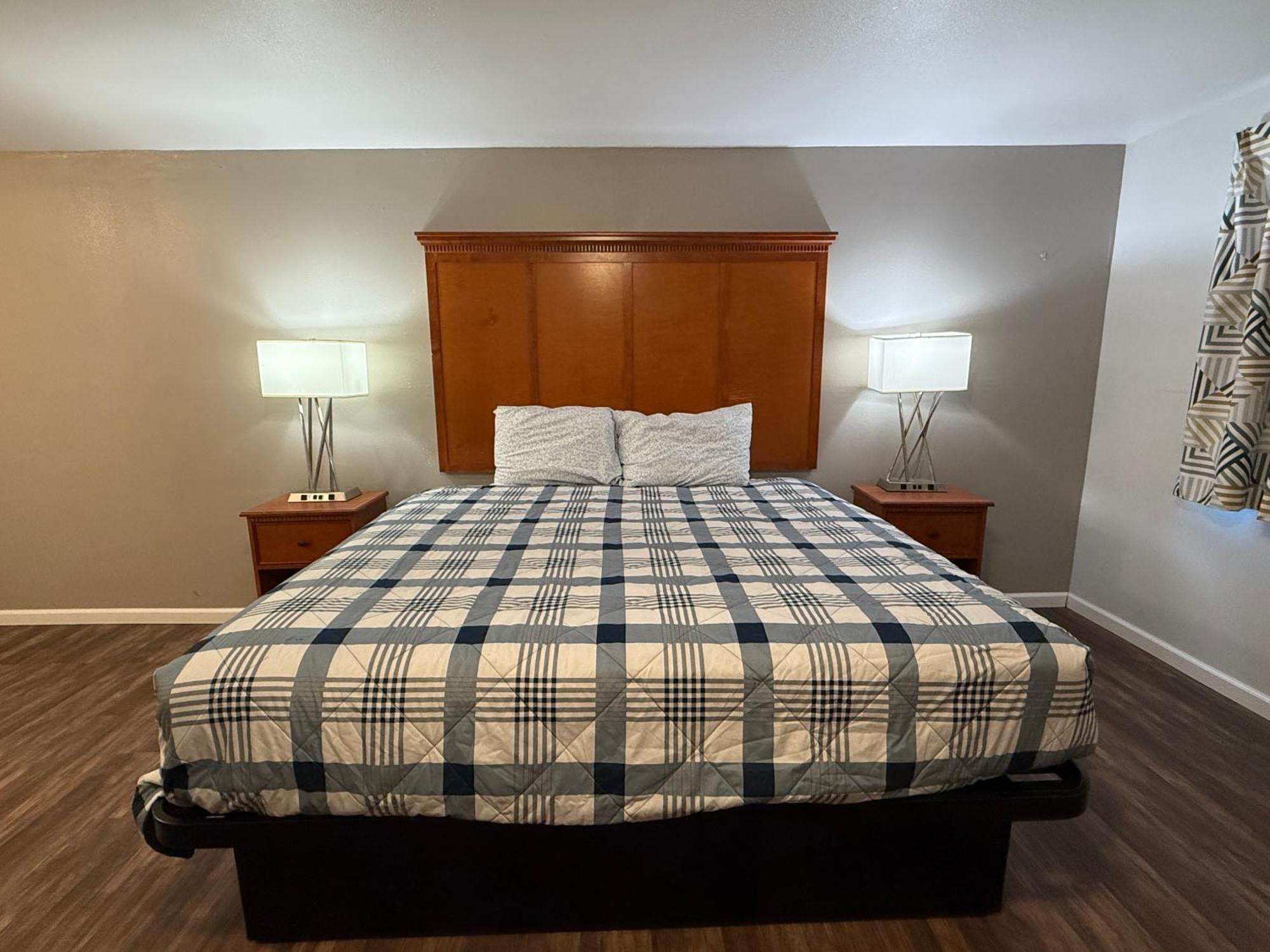 Budget Inn Bend Kültér fotó